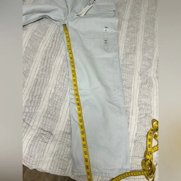 NWT Calvin Klein 90s loose fit  jeans - Picture 4 of 5